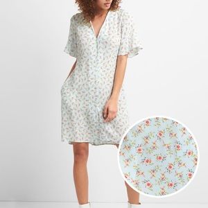 Fit and flare button-front floral print dress 🌼
